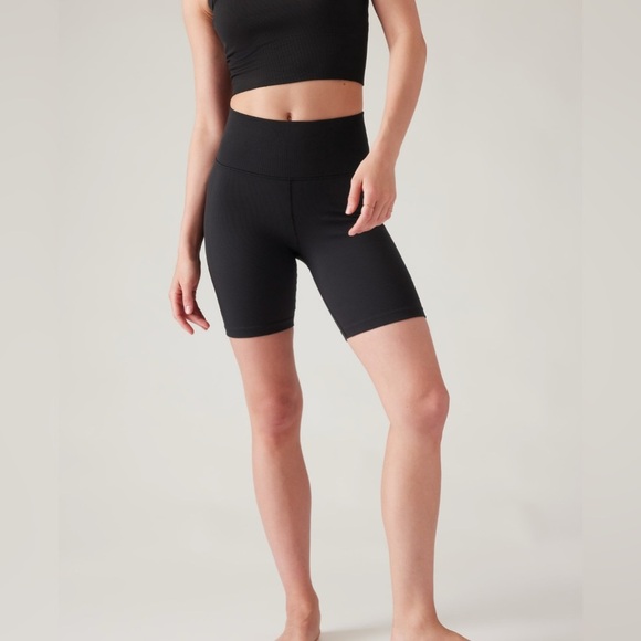 *NWOT* ATHLETA Aurora Seamless 7" Short - Picture 2 of 6